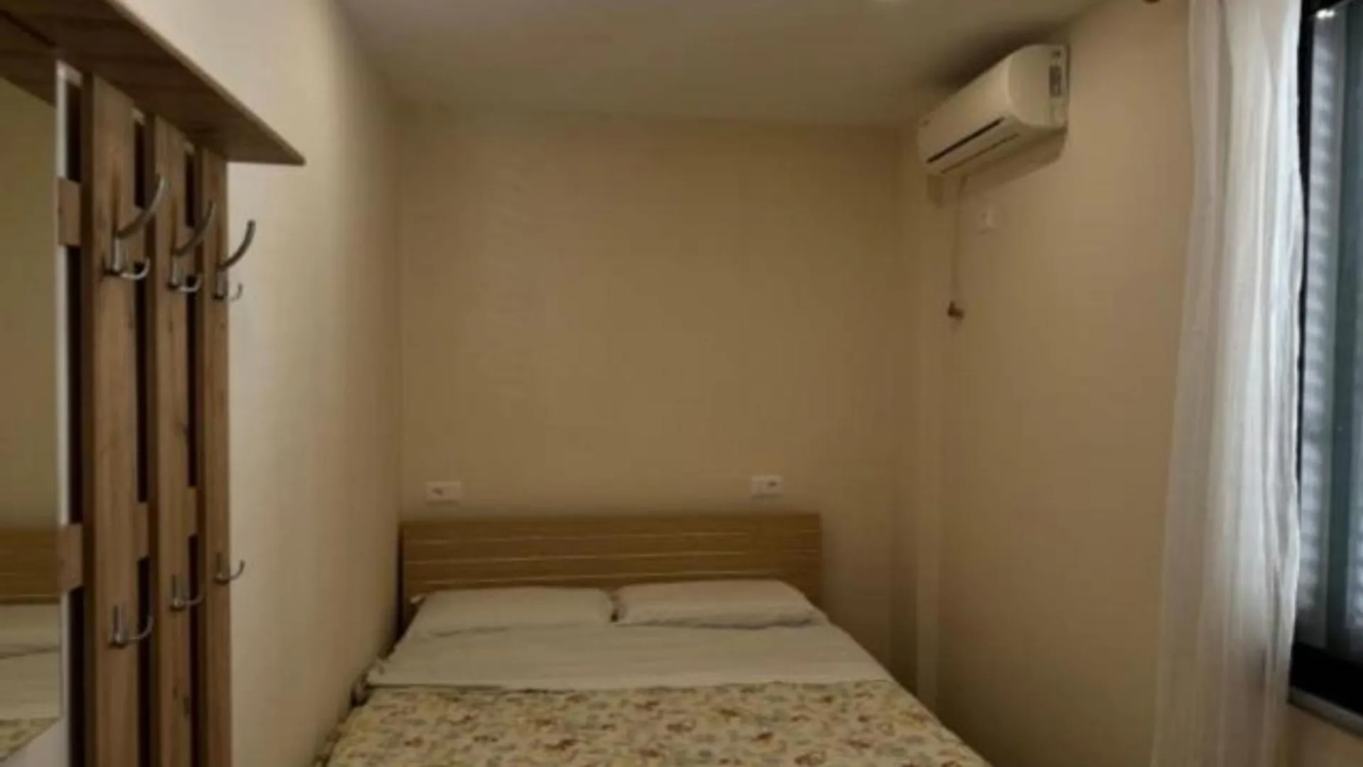 Tirent Apartment - Cozy Bedrooms Stay By Golem Beach