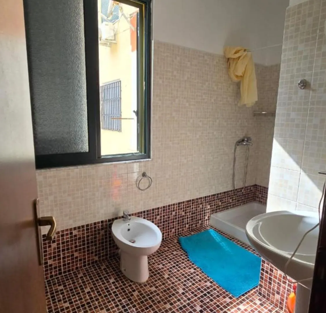 Tirent Apartment - Cozy Bedrooms Stay By Golem Beach 0*, Golem (Tirana)