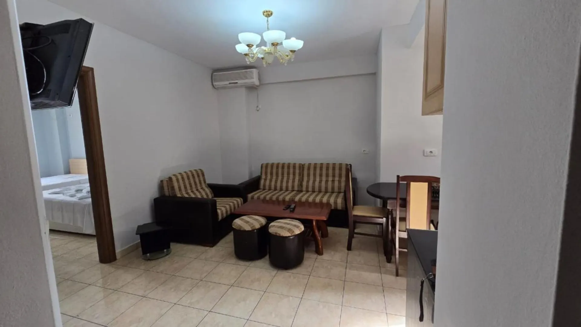 Tirent Apartment - Cozy Bedrooms Stay By Golem Beach Golem (Tirana)